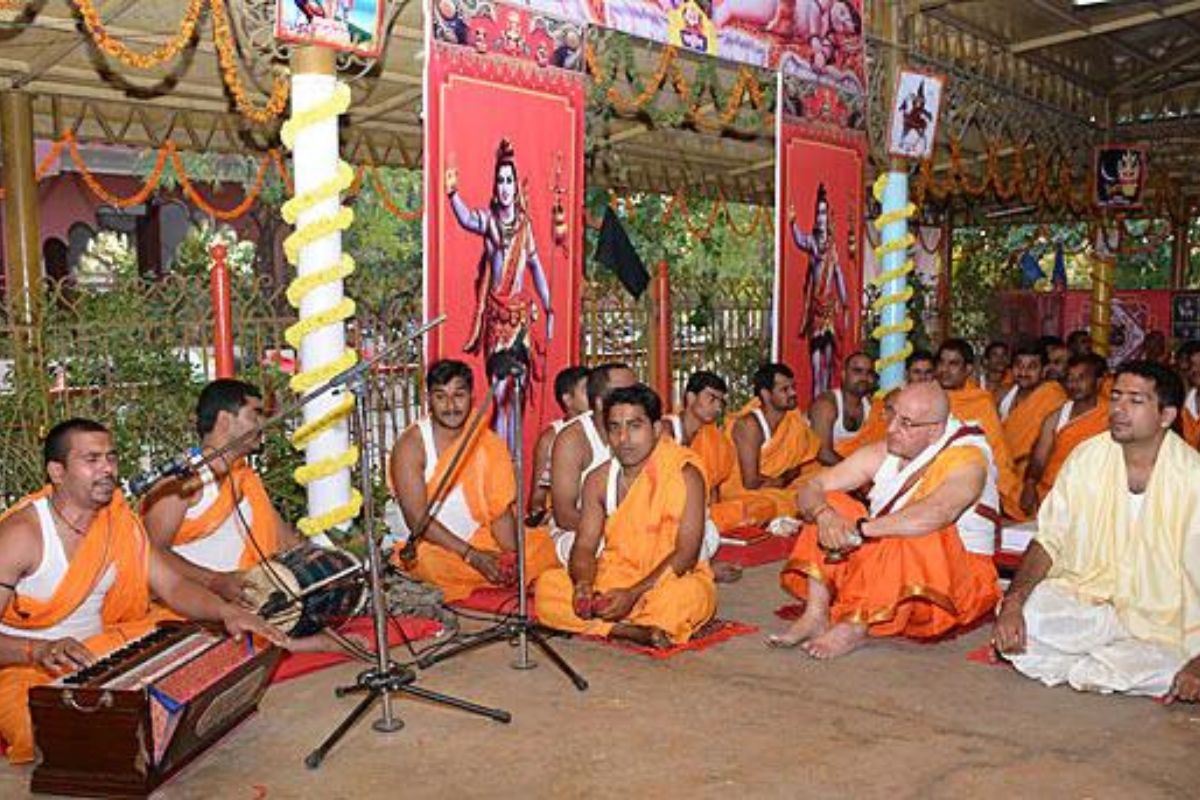 Bhajan-kirtan in all spiritual places and temples in UP from Makar Sankranti