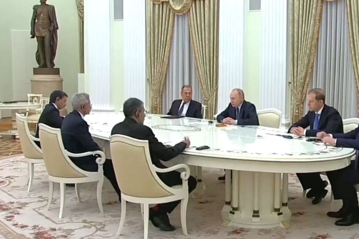 In meeting with Jaishankar, Putin wishes Modi ‘success’ in 2024 LS polls, then quickly retracts