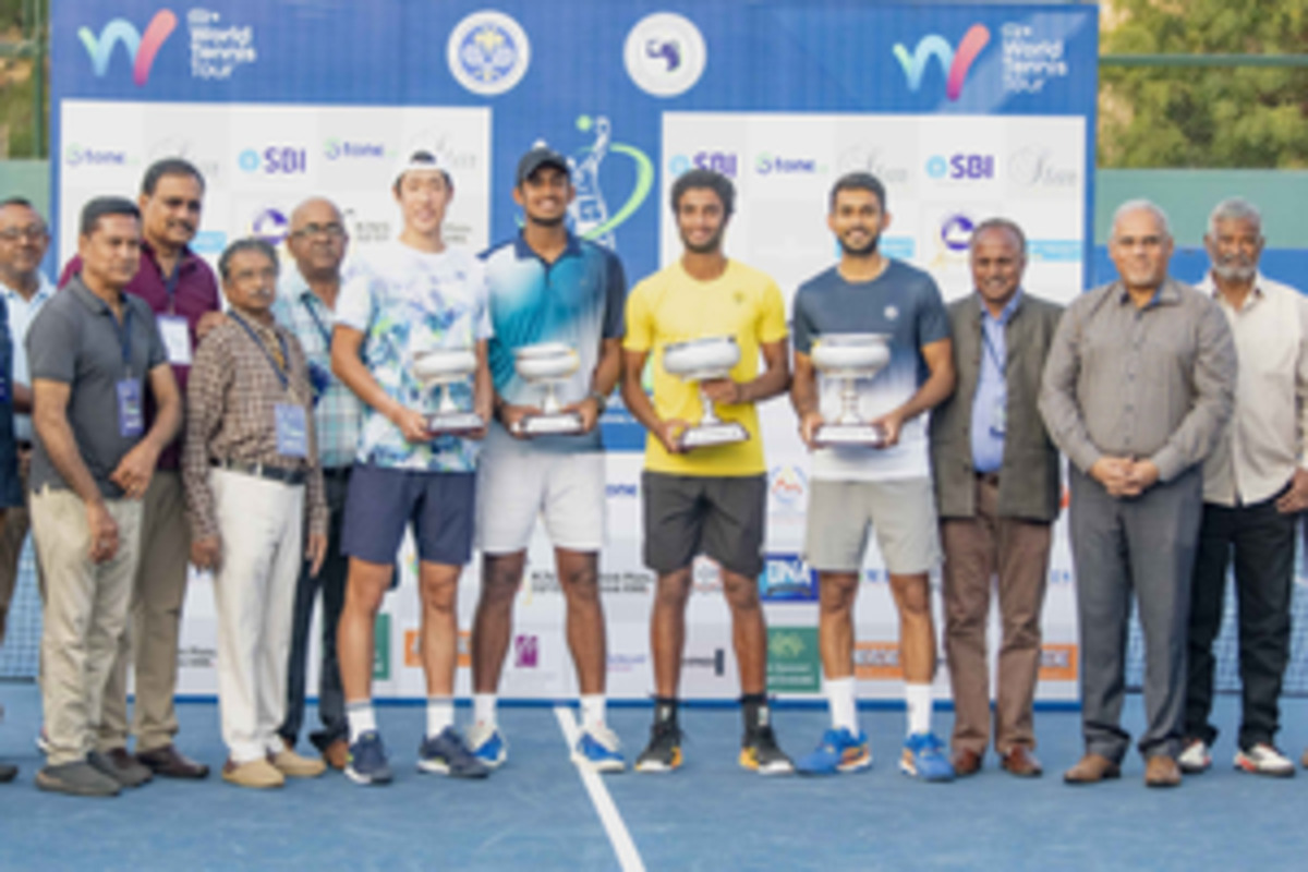 Jelle, Orel to clash for singles title