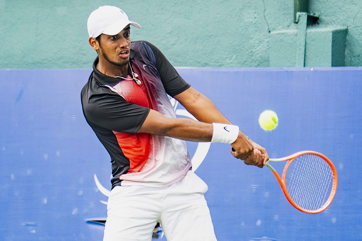 Karan Singh upsets 7th seed Huang enroute to pre-quarters of ITF Mandya Open