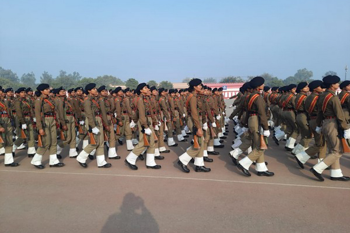 BSF Mahila Brass Band, Mahila Praharis contingent parades Kartavya Path on Republic Day