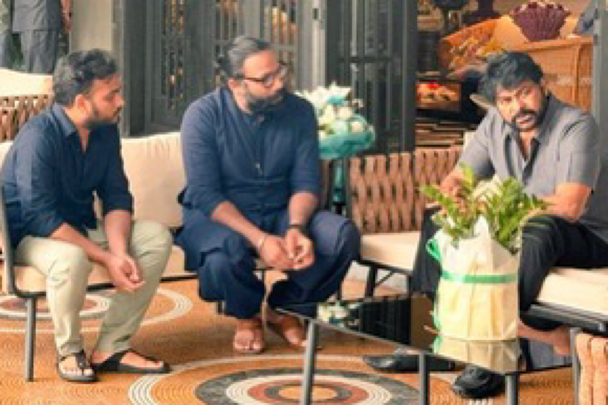 Sandeep Reddy Vanga, ‘Dasara’ director Srikanth Odela meet Chiranjeevi after receiving Padma Vibhushan