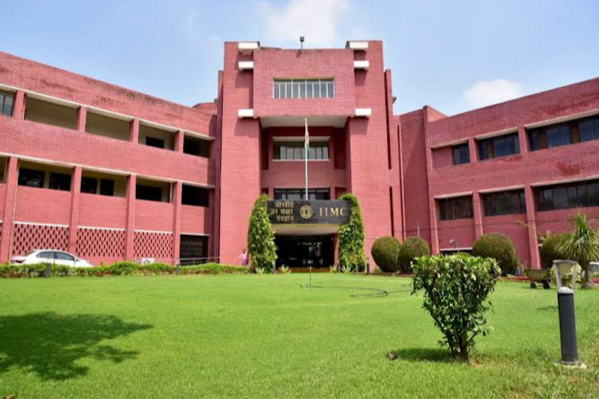IIMC gets deemed university status