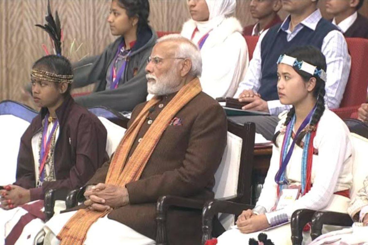 PM interacts with Chhattisgarh students, teachers and parents