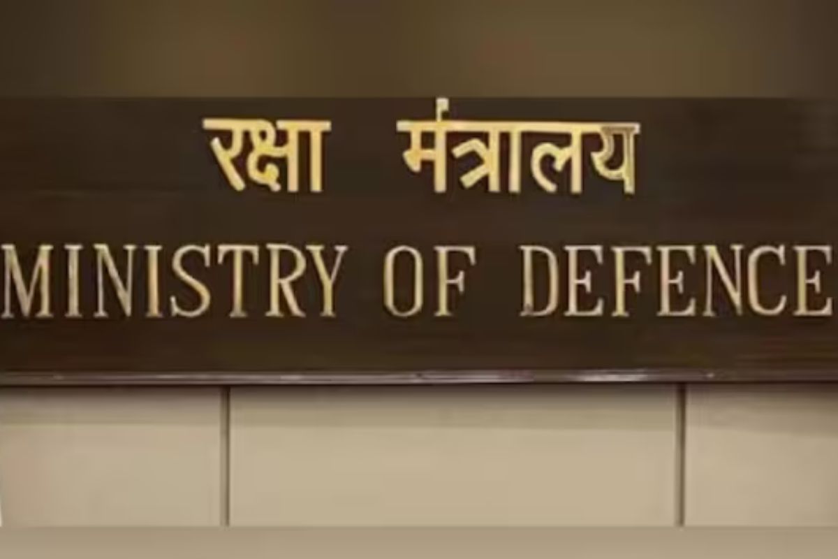 Defence ministry surpasses order value of Rs 1 lakh crore through GeM