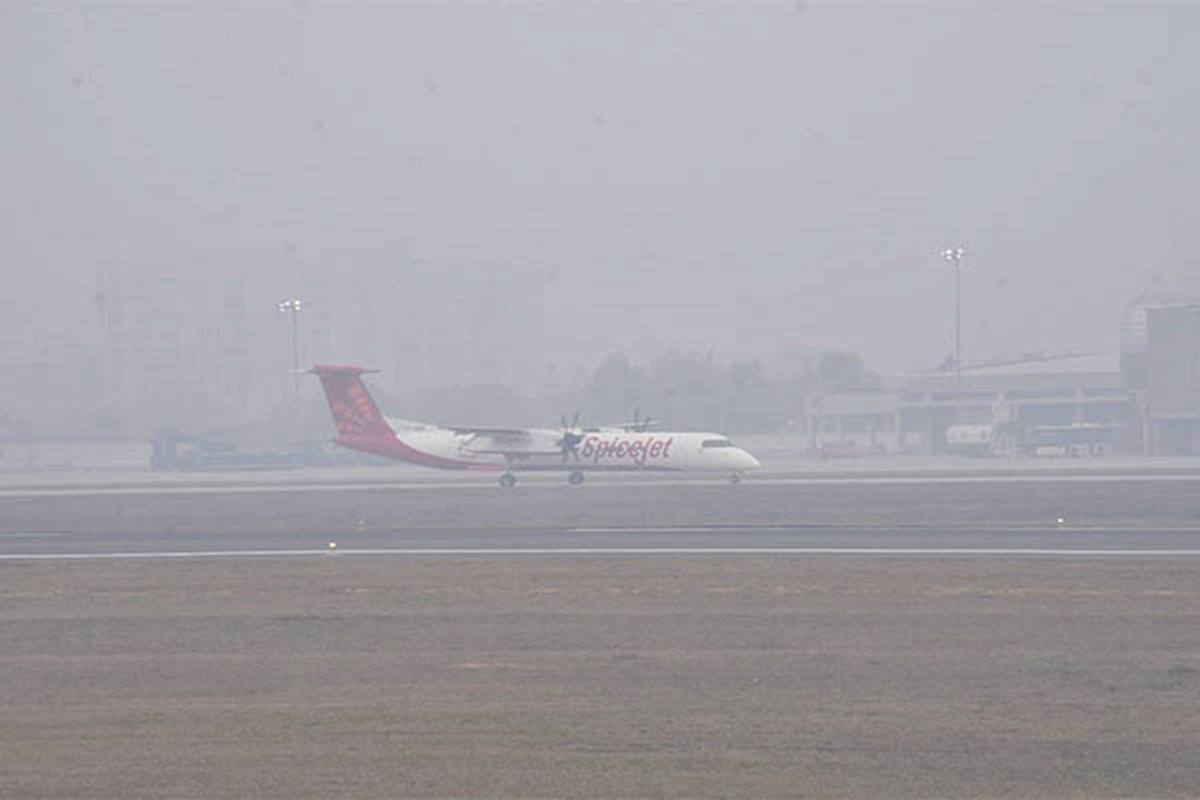 Shallow fog covers Delhi, low visibility hampers flight and train services