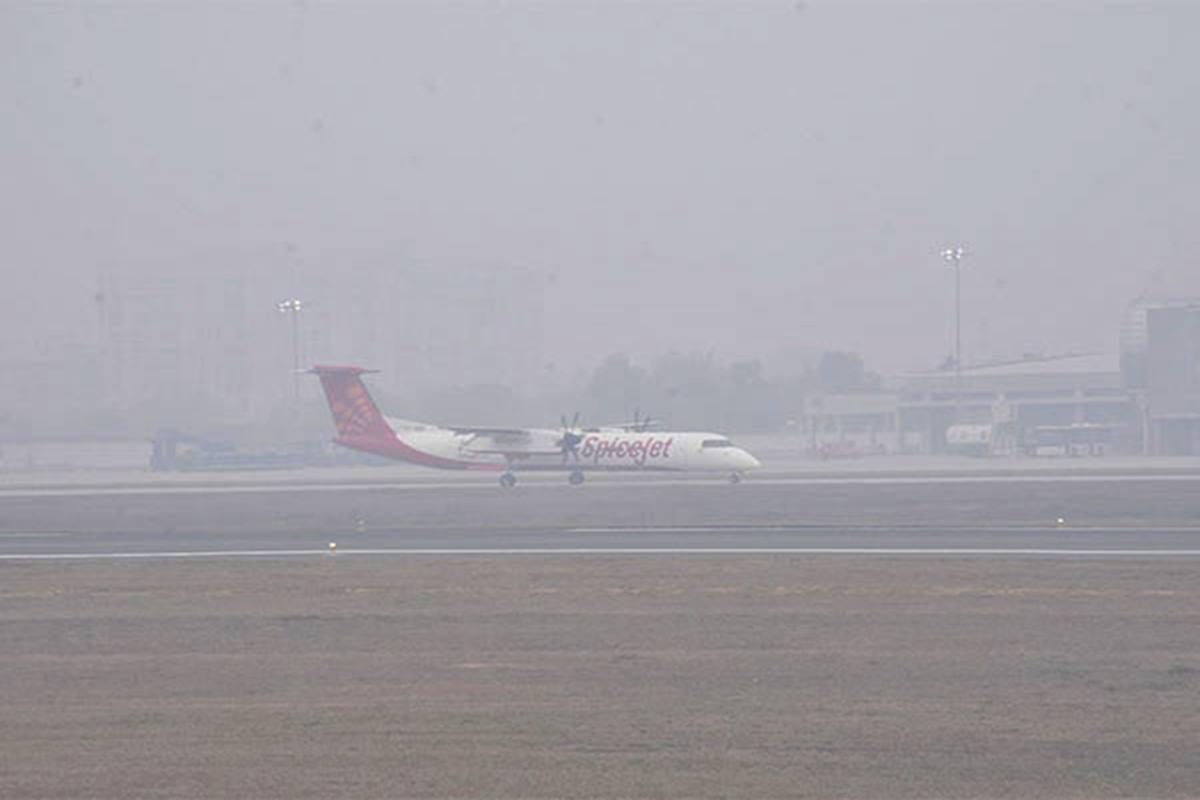 Flights, trains delayed in Delhi due to low visibility amid fog