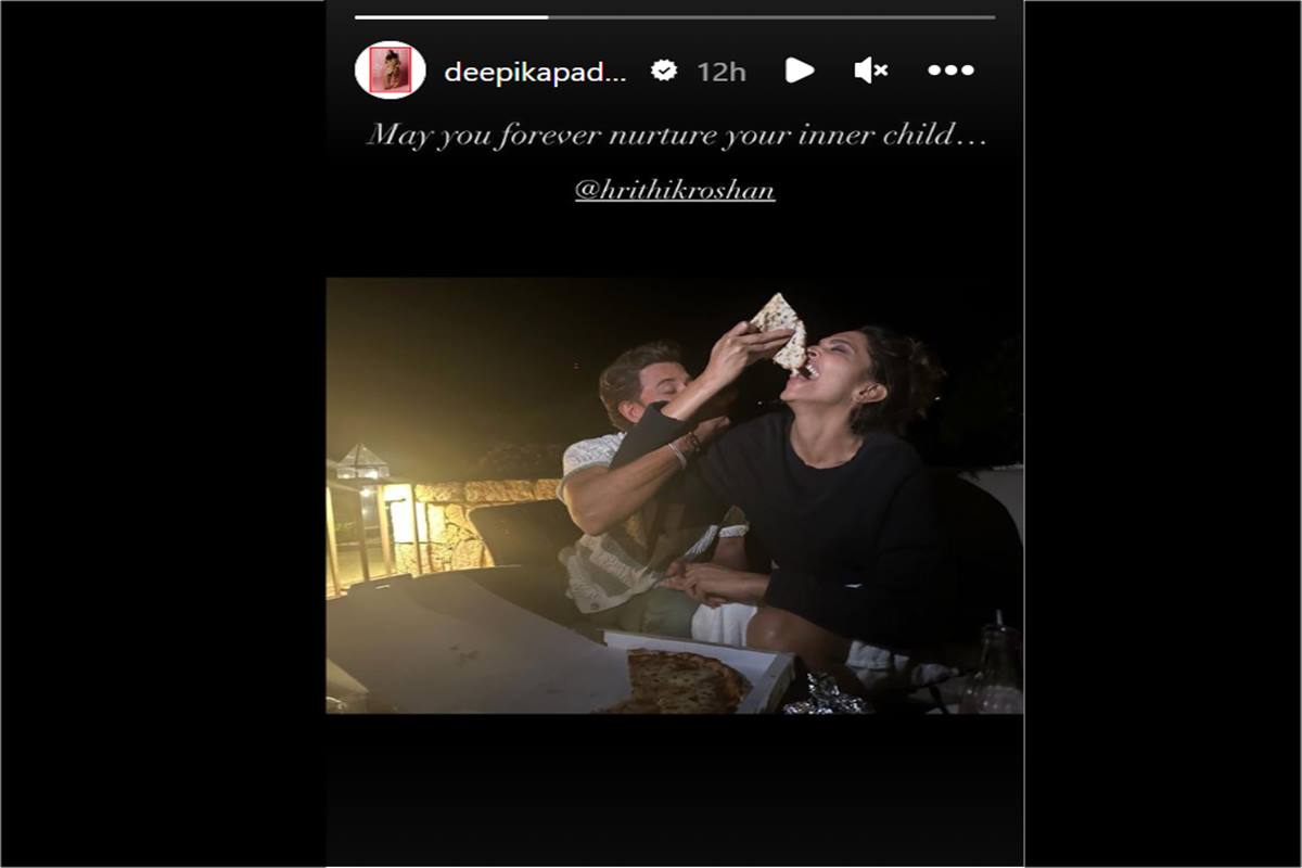 Deepika fights over pizza with Hrithik Roshan in birthday post