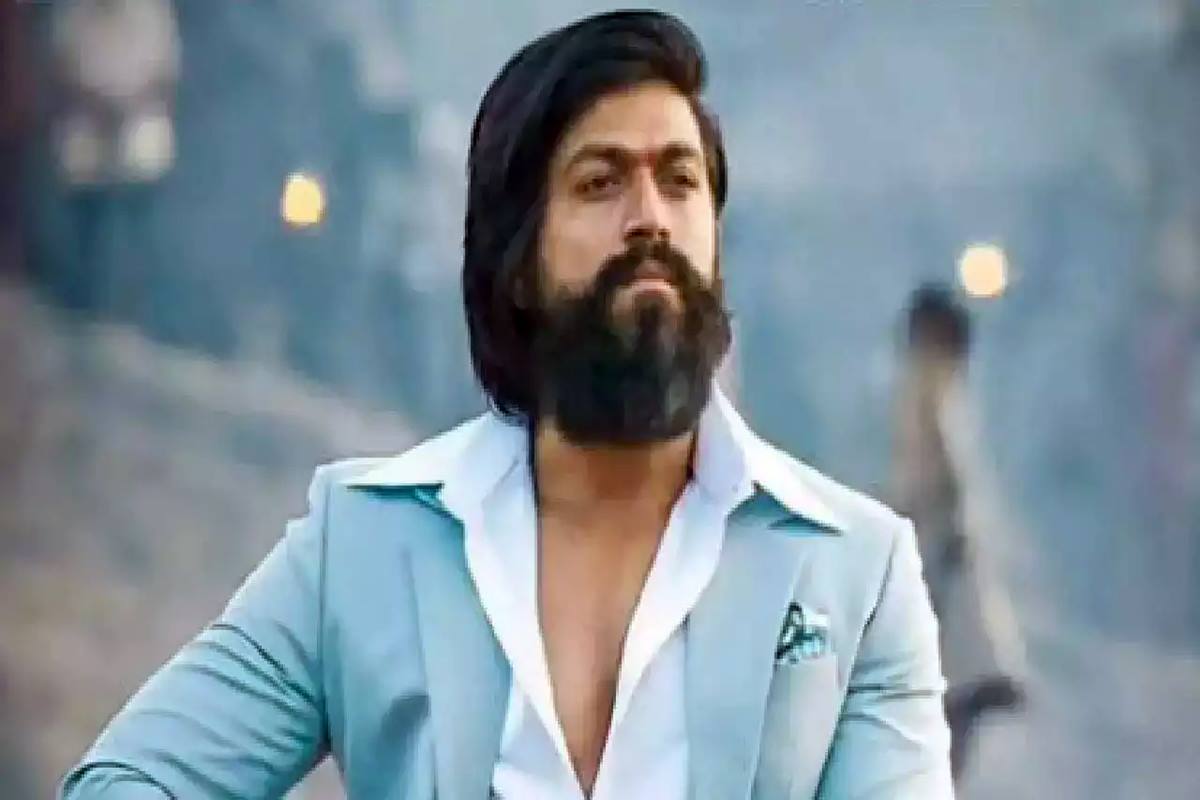 KGF star Yash mourns as fans lose lives in birthday banner mishap