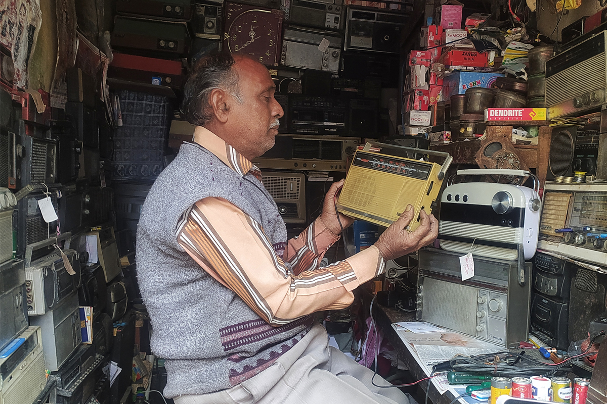 Meet Kolkata’s last radio connoisseur-repairer