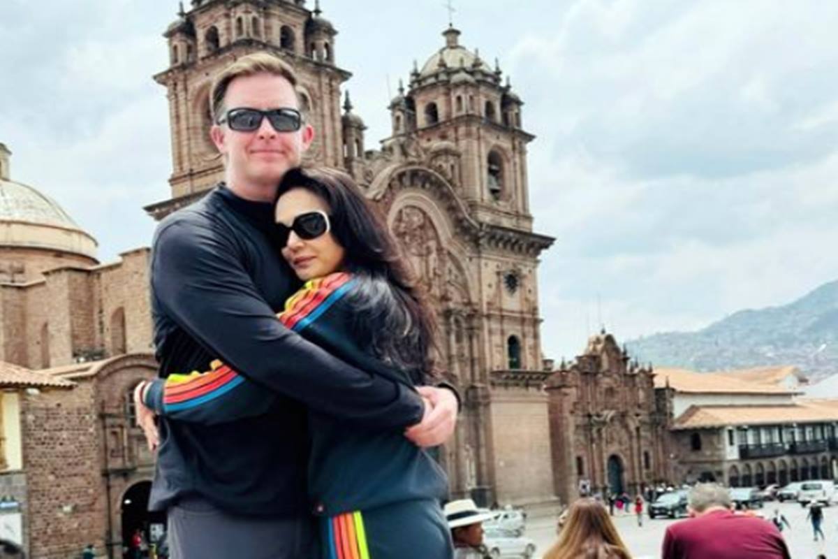 Preity Zinta in “tourist mode”, shares photos with ‘pati parmeshwar’