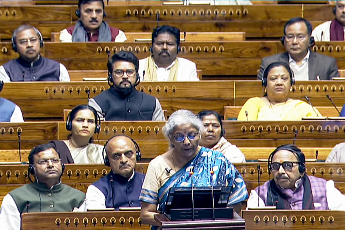Govt to launch scheme to help middle class buy or build own houses