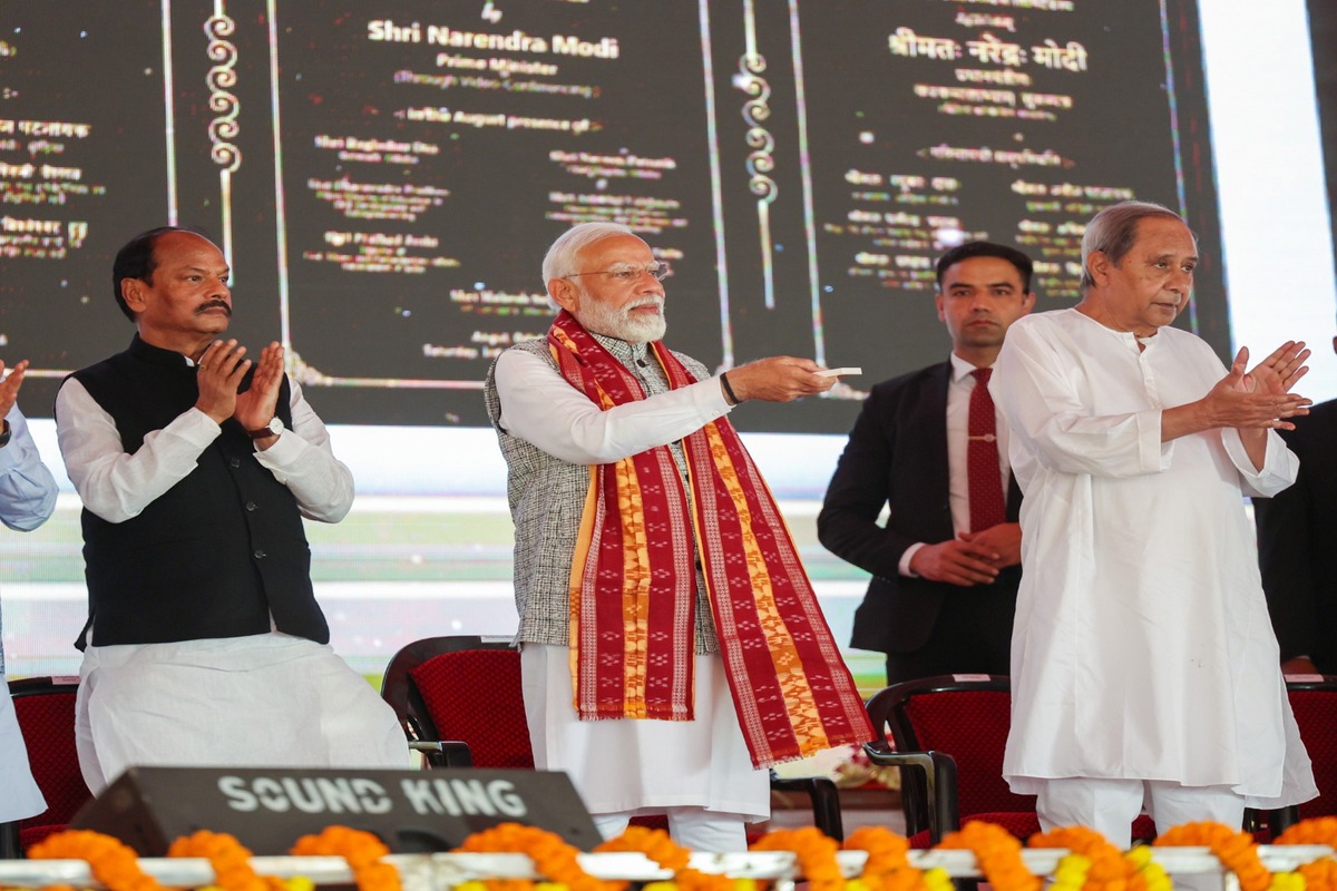 Modi dedicates NTPC power projects to the nation