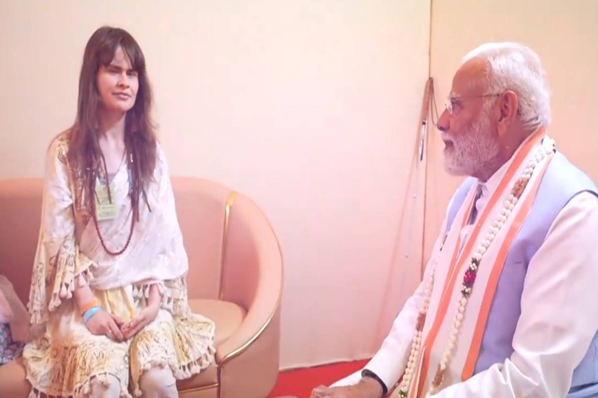 PM Modi meets German singer Cassandra Mae in Tamil Nadu