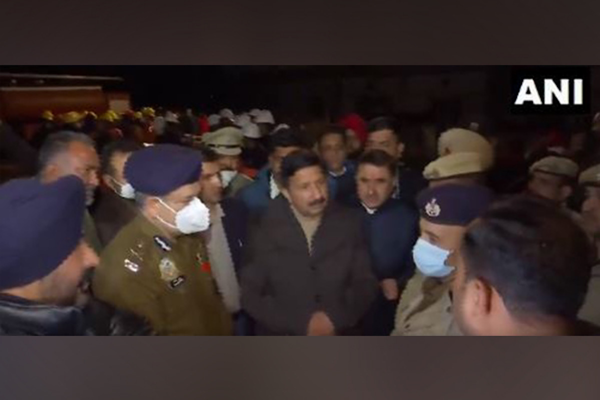 Solan factory fire: Himachal DyCM Agnihotri visits incident site, assesses relief measures