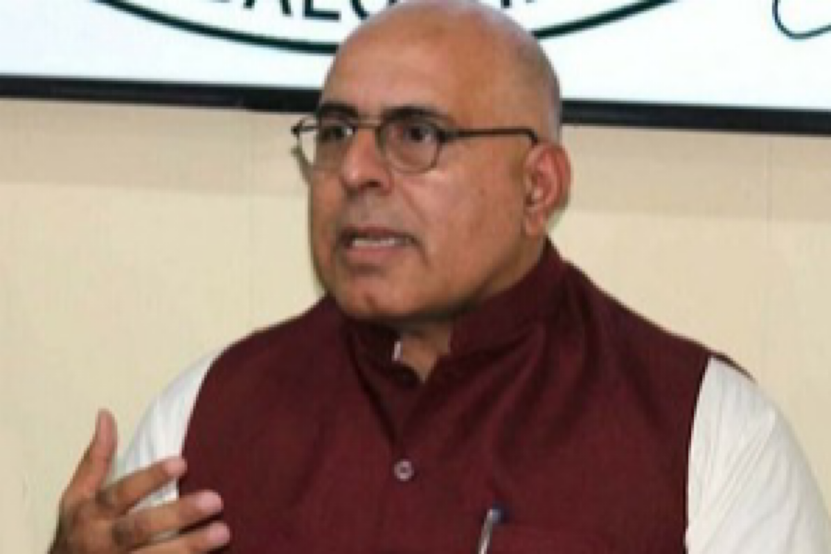 Pakistan minister cites logisitcal issues for delay in poll results