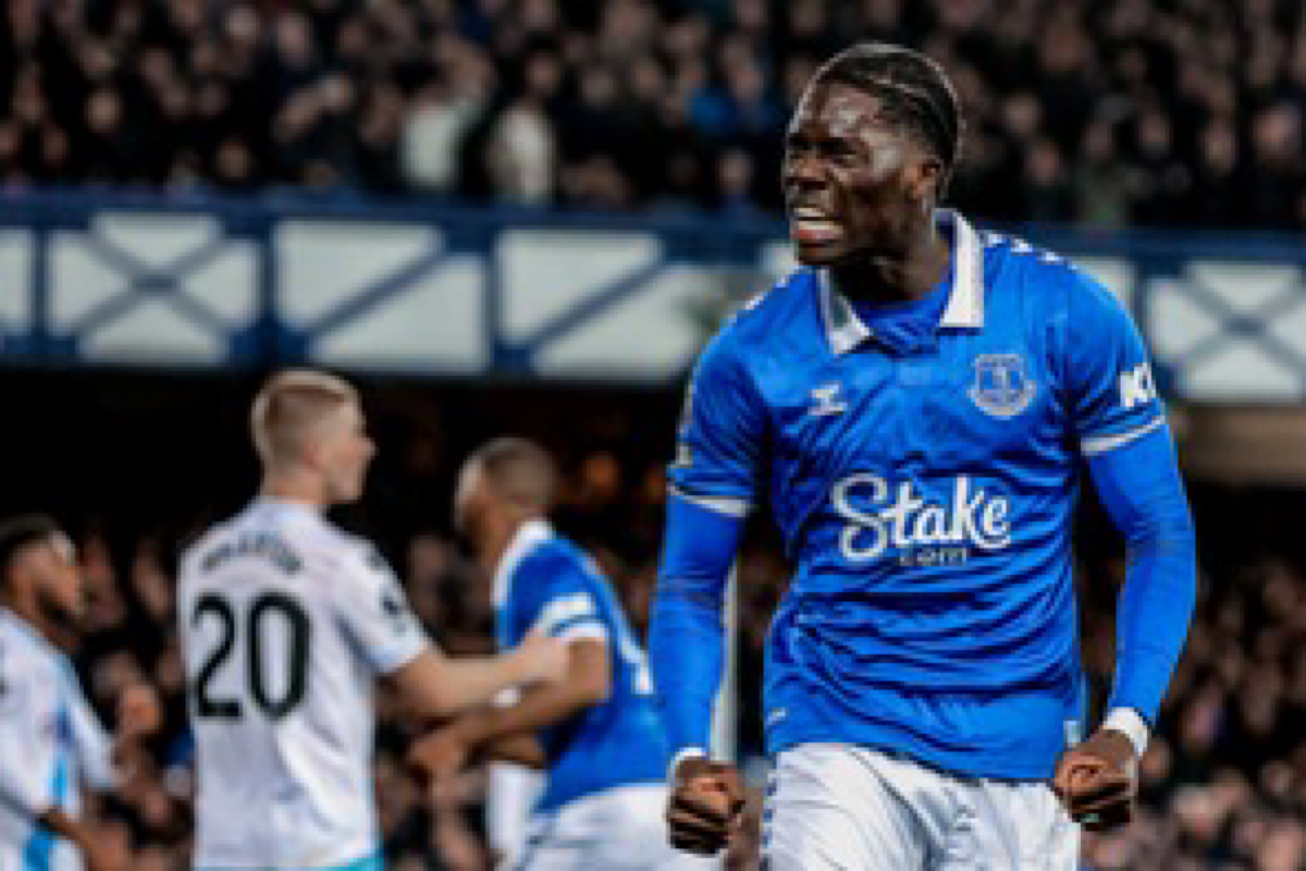 Premier League: Onana’s late header moves Everton out of relegation zone