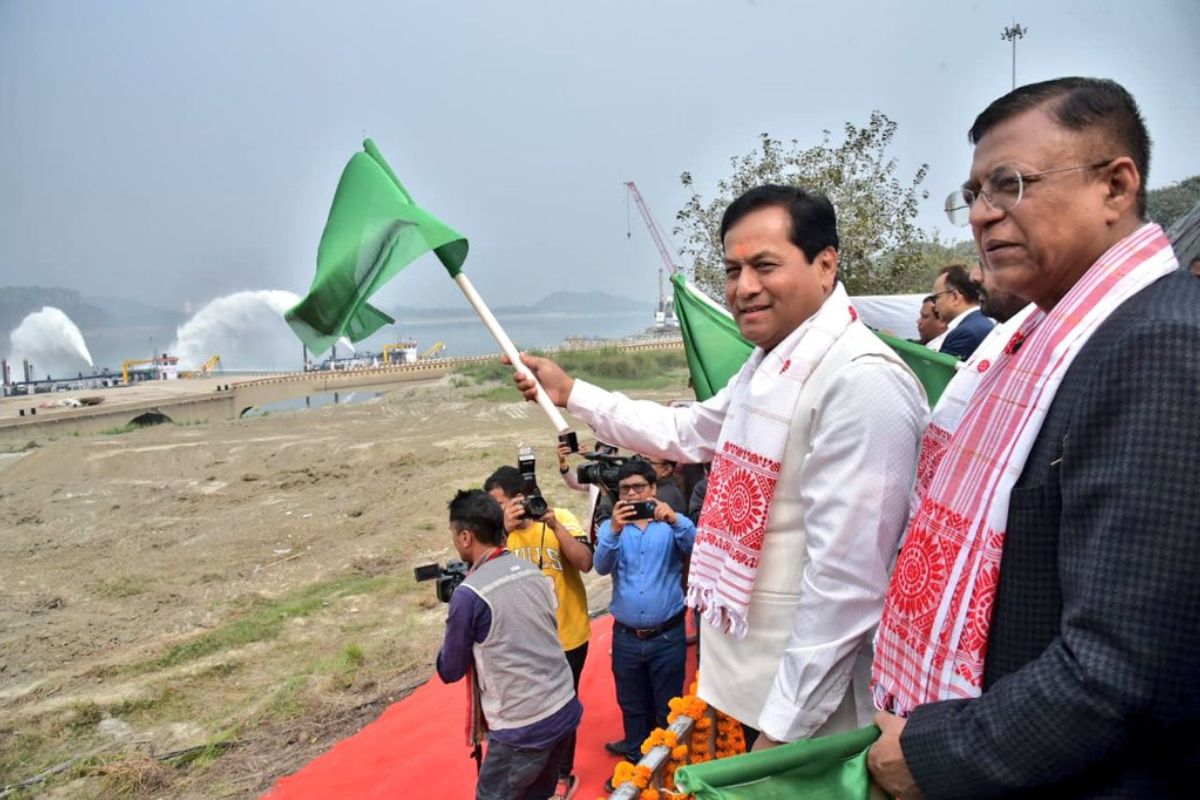Sonowal unveils Rs 308 crore waterway projects in North East