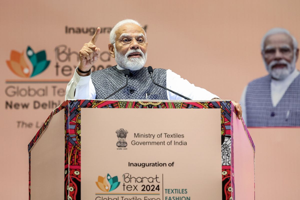 Textile sector will get larger role in developed India: Modi