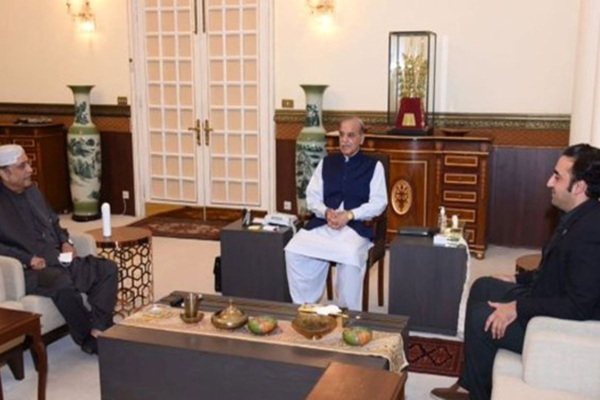 Pakistan Elections: Shehbaz Sharif, Bilawal Bhutto-Zardari agree to form unity govt