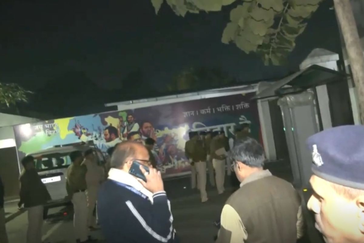 Police visit Tejashwi Yadav’s residence ahead Bihar floor test; RJD supporters protest