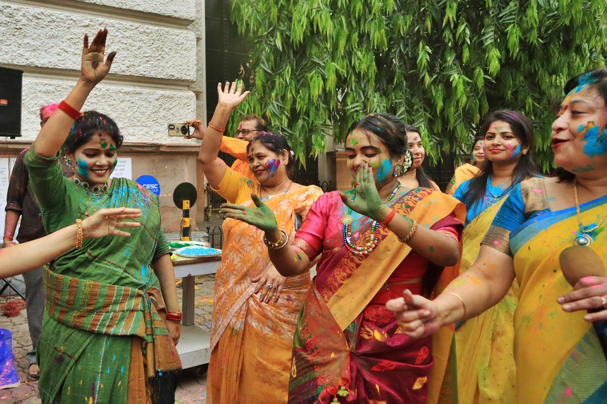 West Bengal gears up for colorful Doljatra and Holi festivities - The  Statesman