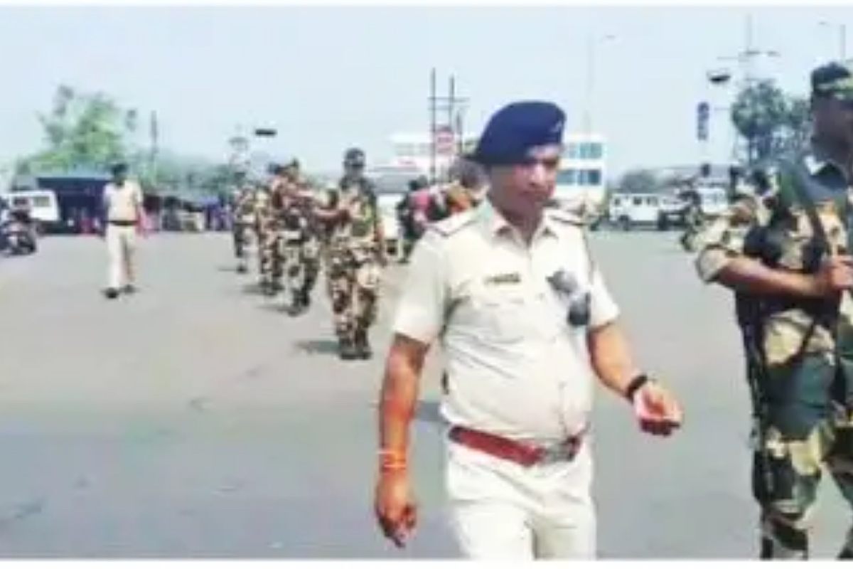 Paramilitary forces start confidence building measures in Asansol