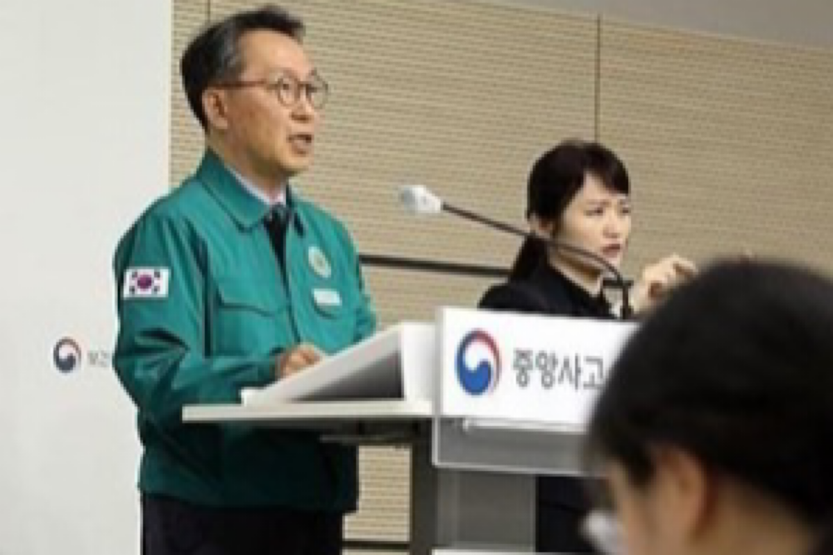 S. Korea to suspend licence of defiant trainee doctors from next week