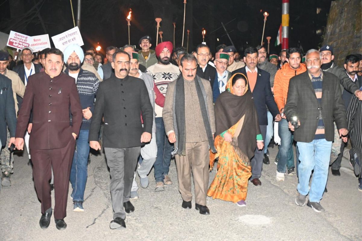 Himachal Congress holds ‘Torch March’ against BJP in Shimla