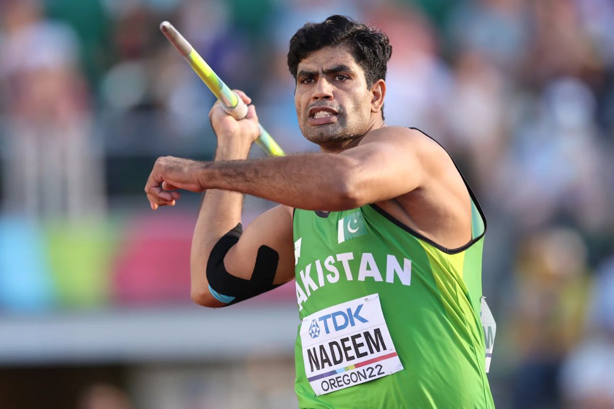 Neeraj Chopra’s Pakistani competitor Nadeem struggling for javelin before Paris Games