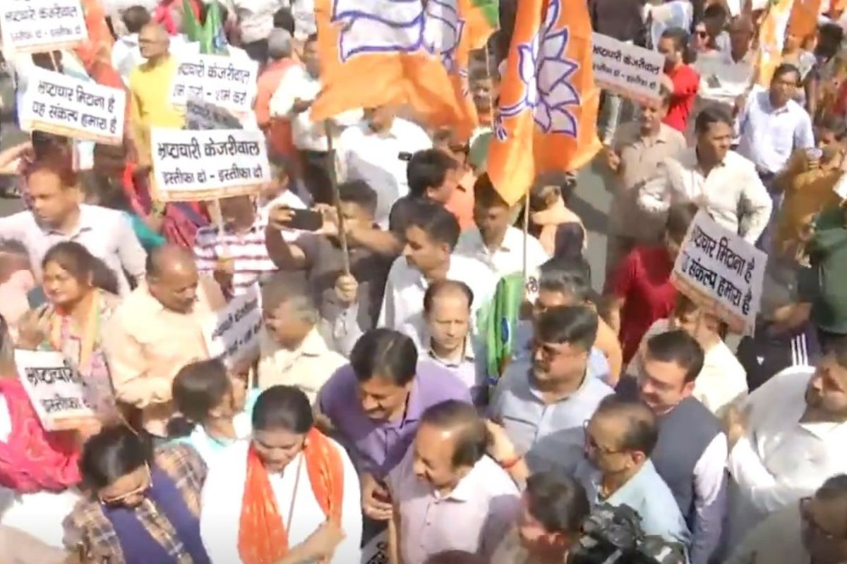 BJP demands Kejriwal’s resignation, holds big protest at ITO