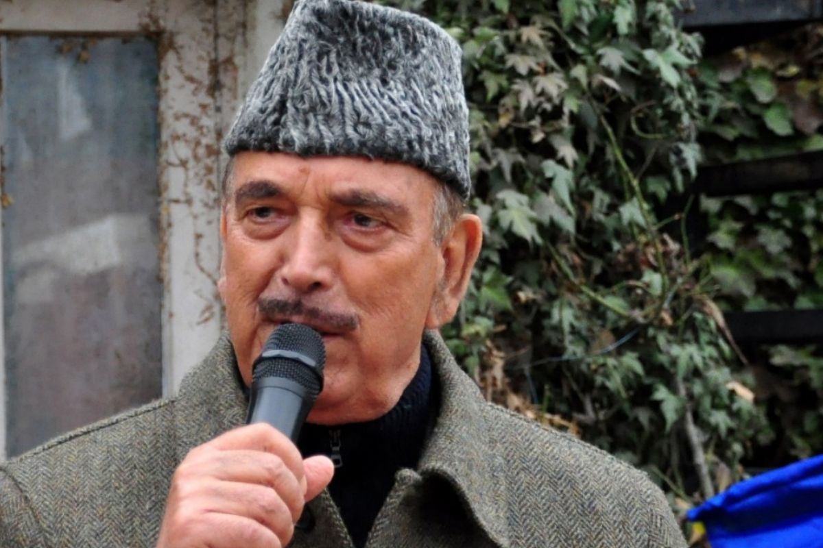 Ghulam Nabi Azad to contest LS polls from Anantnag