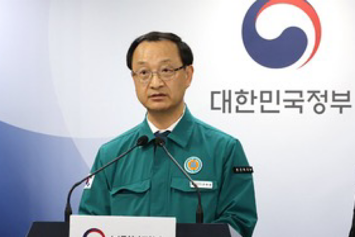 South Korean govt calls on striking doctors to present reasonable solution