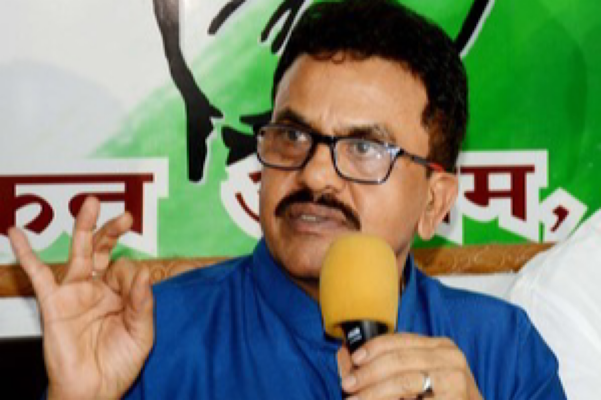 ‘I was expelled after I quit’, claims Sanjay Nirupam on his ouster from Cong