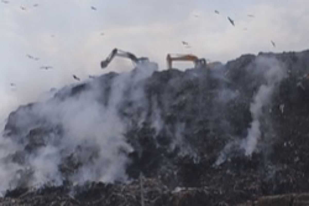 Ghazipur landfill blaze sparks political furore, fire-fighting operation continues