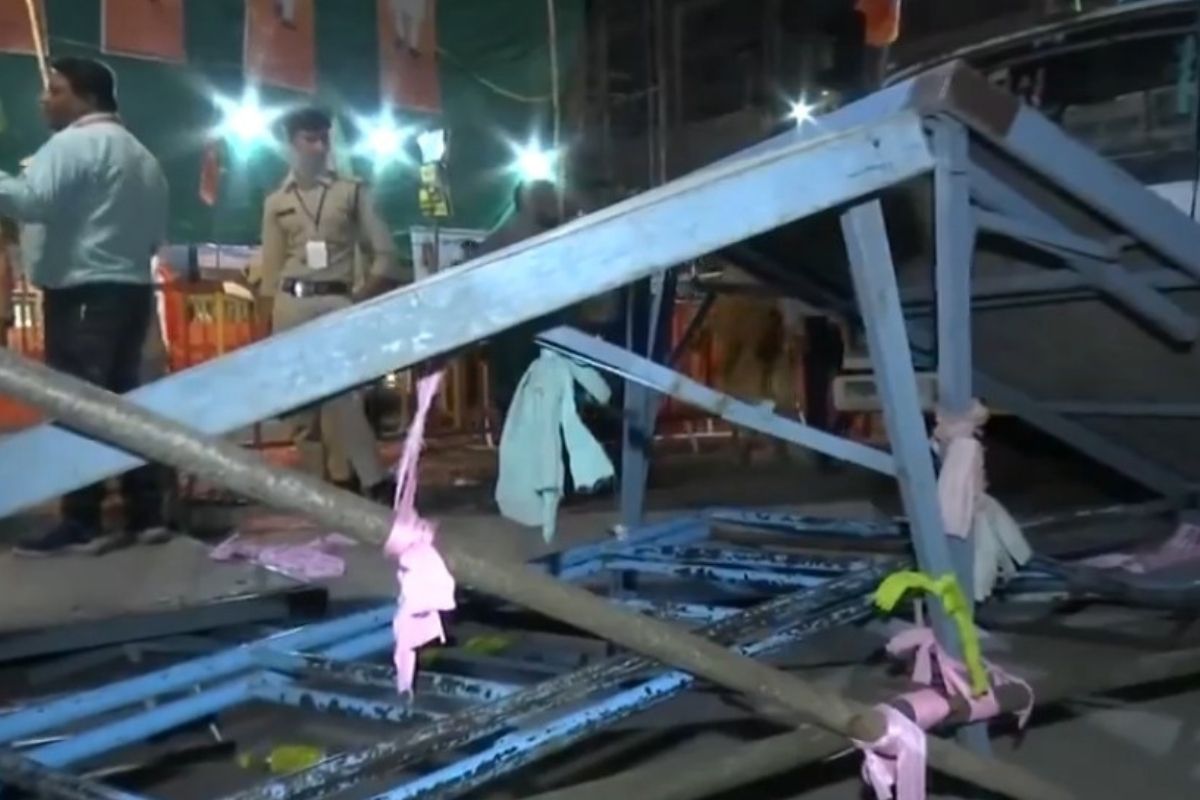 Stage collapses during Modi’s roadshow in Jabalpur; 4 injured