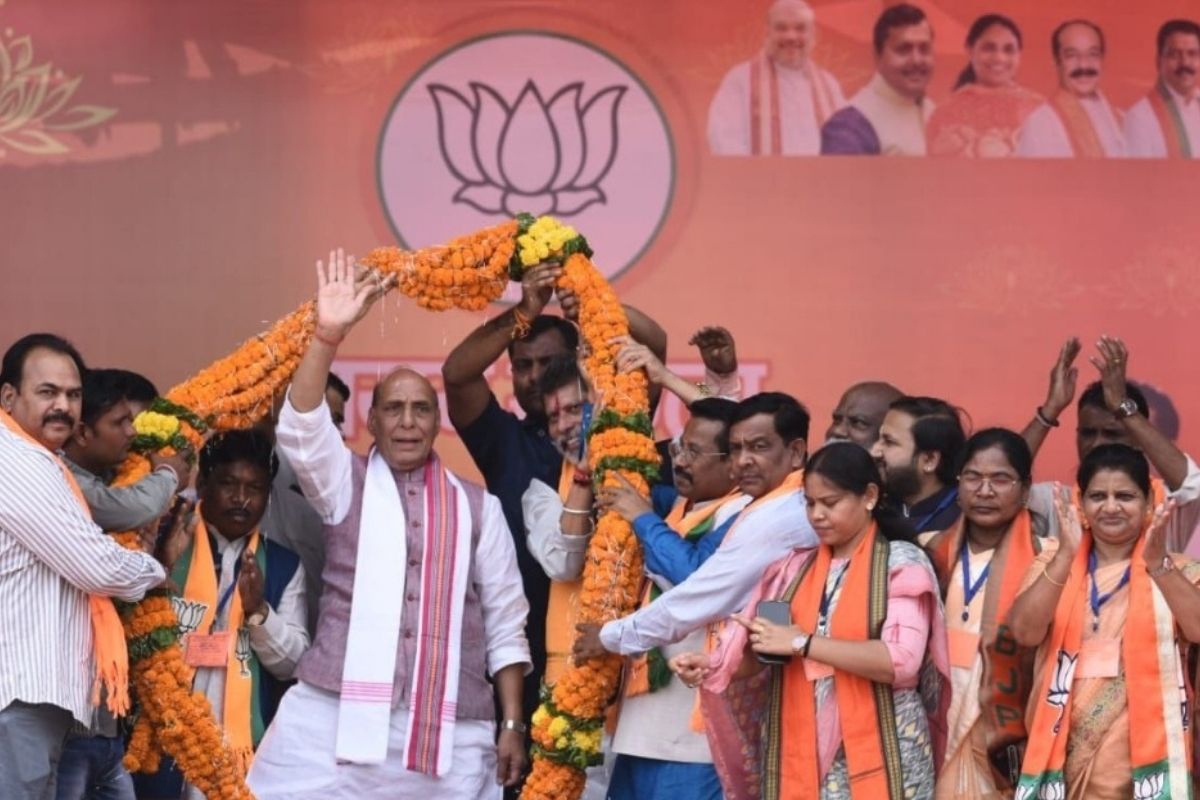 Rajnath to file nomination from Lucknow LS seat on 29 April