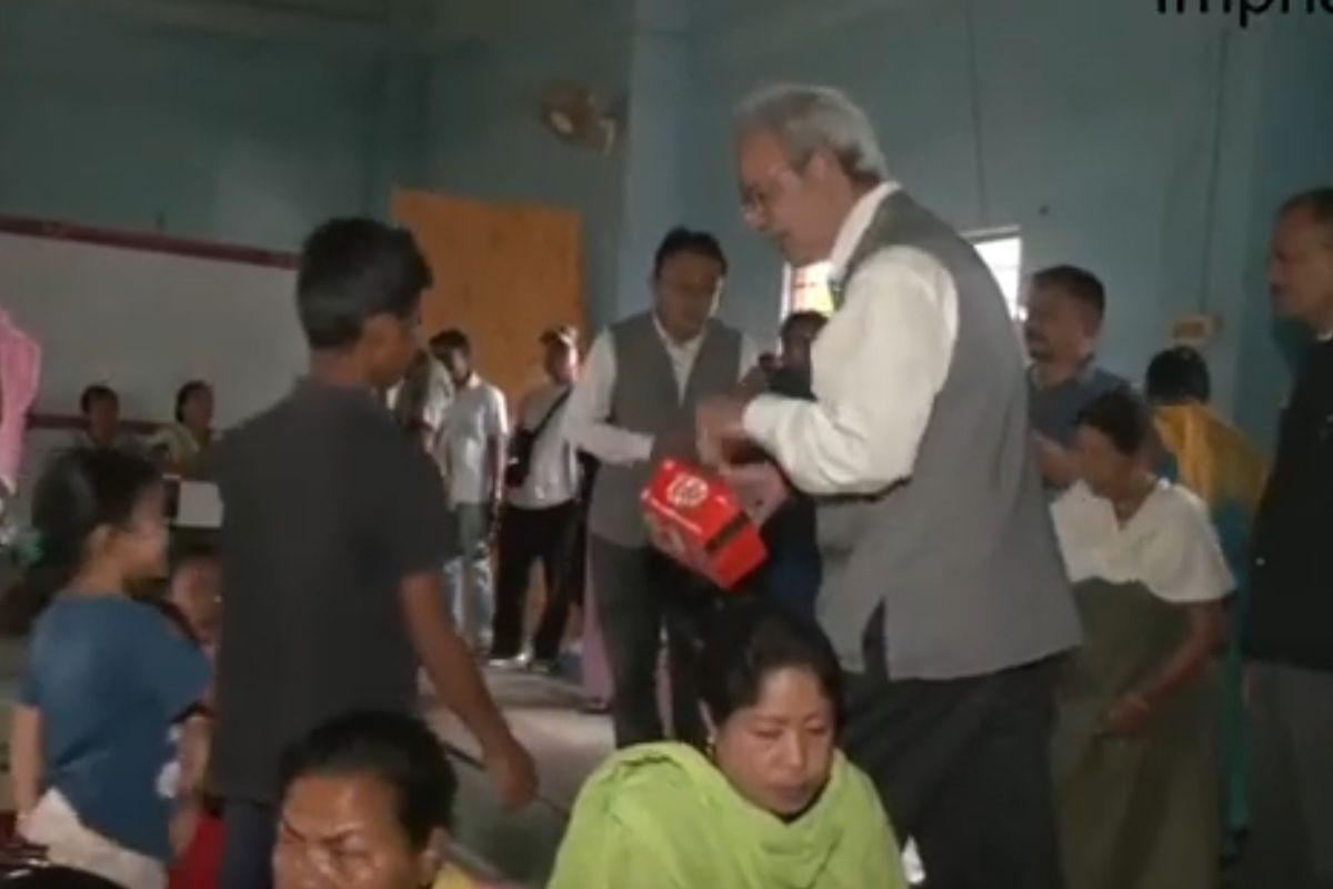 Manipur HC Chief Justice Siddharth Mridul visits relief camp in Imphal