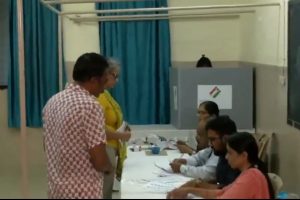 LS elections phase II: 42.8 per cent voter turnout till 1 pm