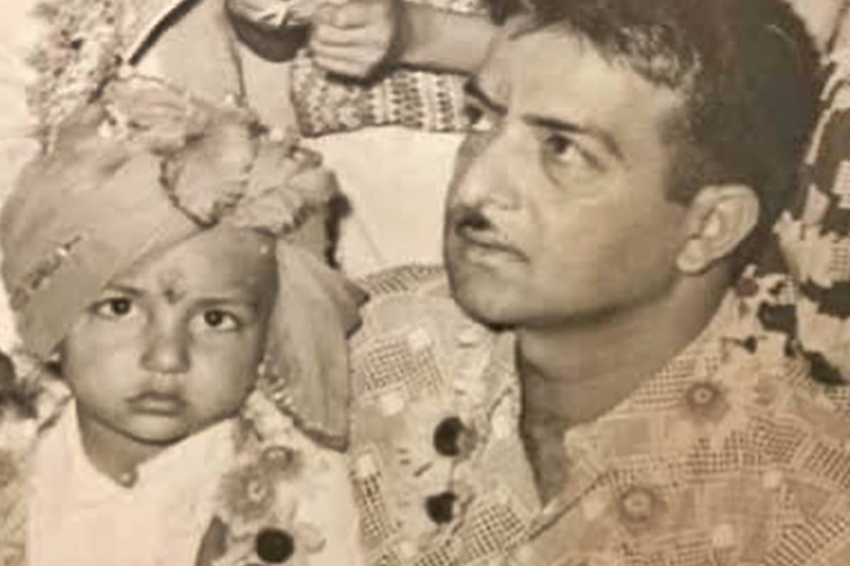 Sonu Sood pays tribute to father on birth anniversary