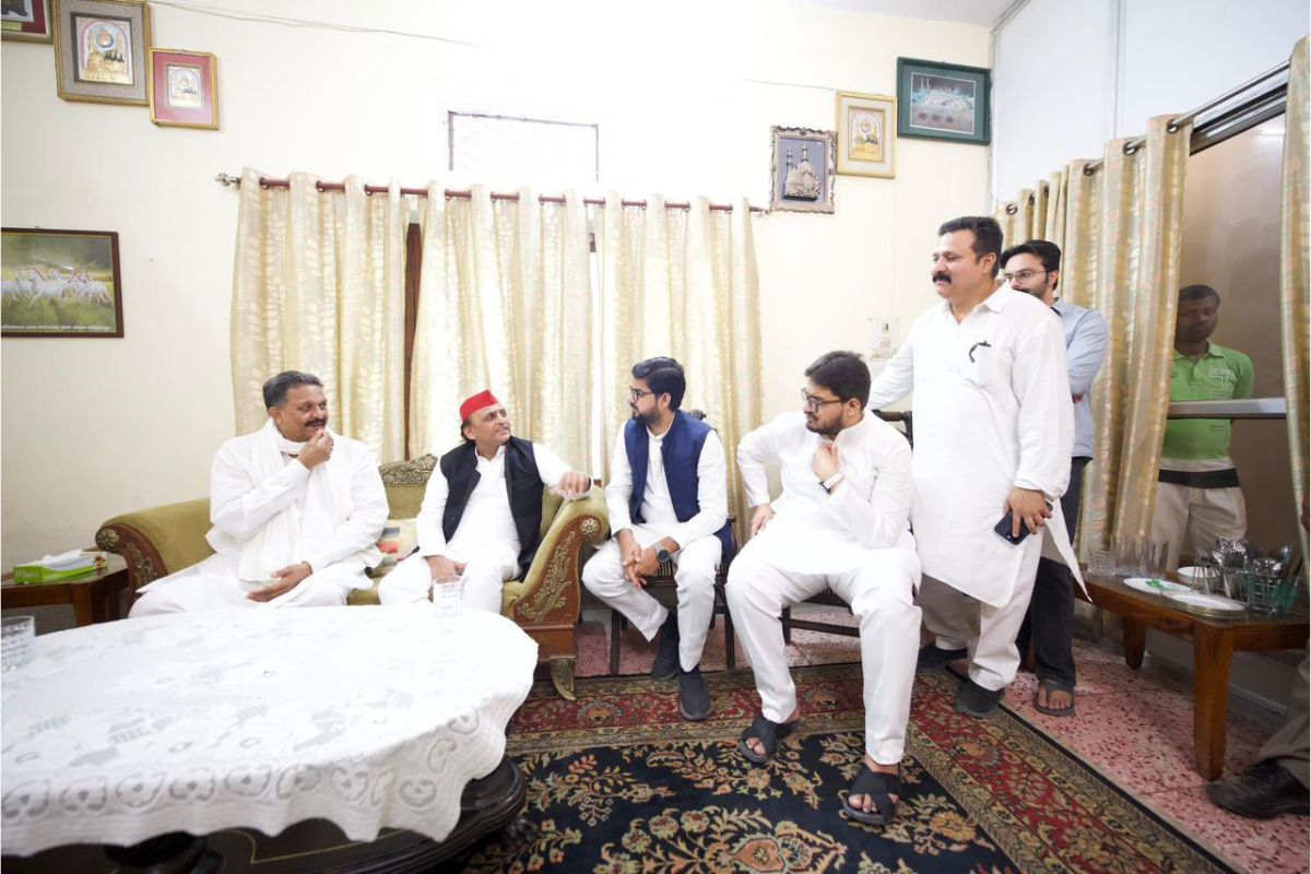 Mukhtar was not as described: Akhilesh after visiting his family in Ghazipur