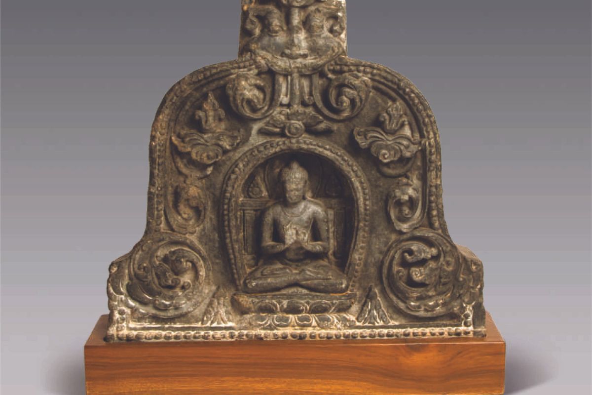 Todywalla Auctions exhibits antique art pieces in latest offering