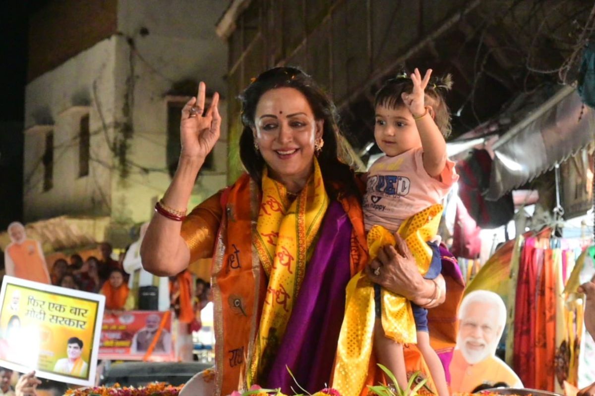 Hema Malini holds impressive road show as campaign ends in Mathura