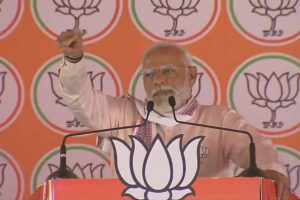 Congress’ dangerous claws will snatch your rights: Modi