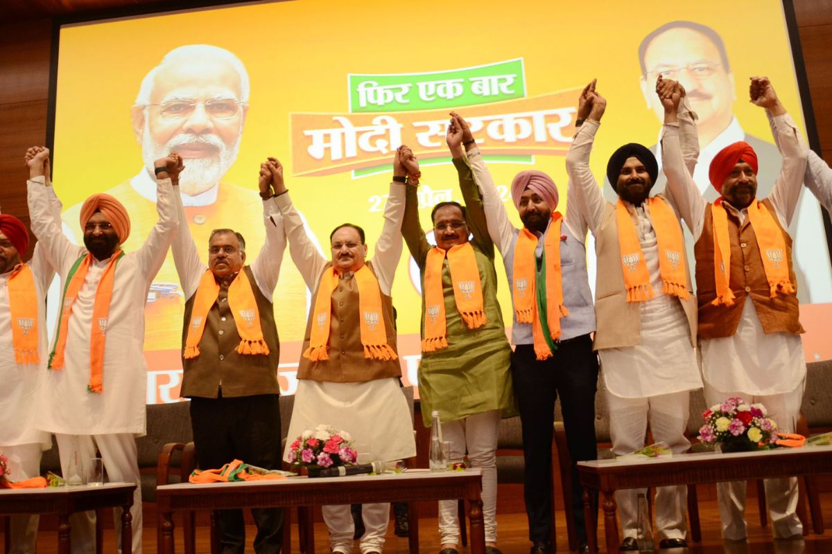 Several members from Sikh community join BJP in Delhi