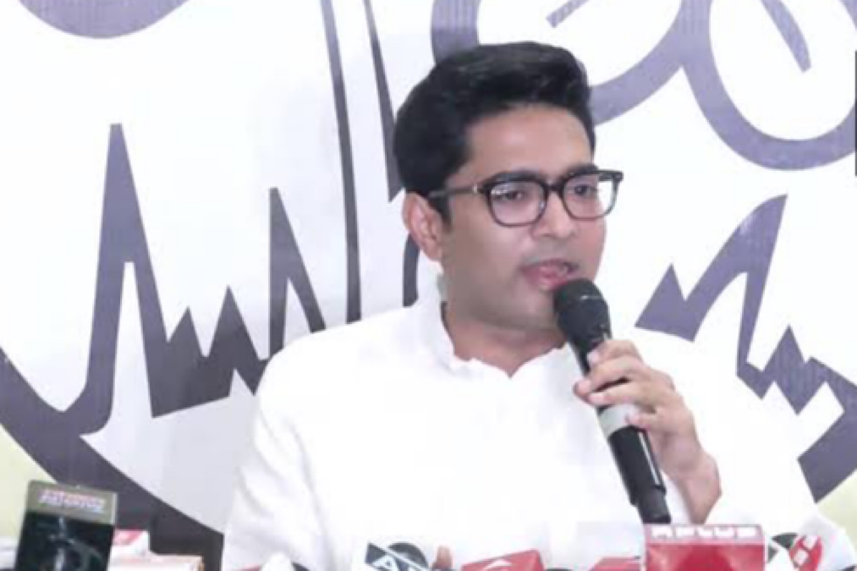 Don’t vote BJP, which insults women & Bengal: Abhishek