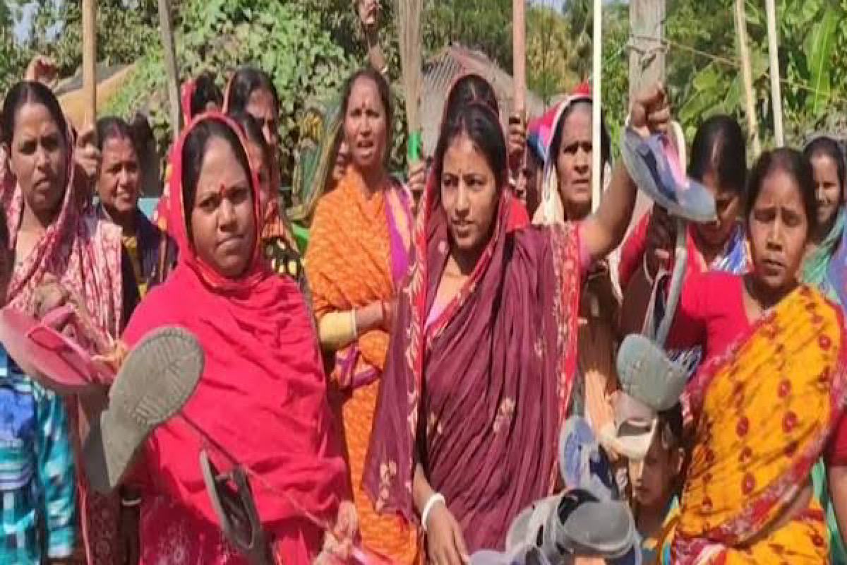 Sandeshkhali women come out with their version