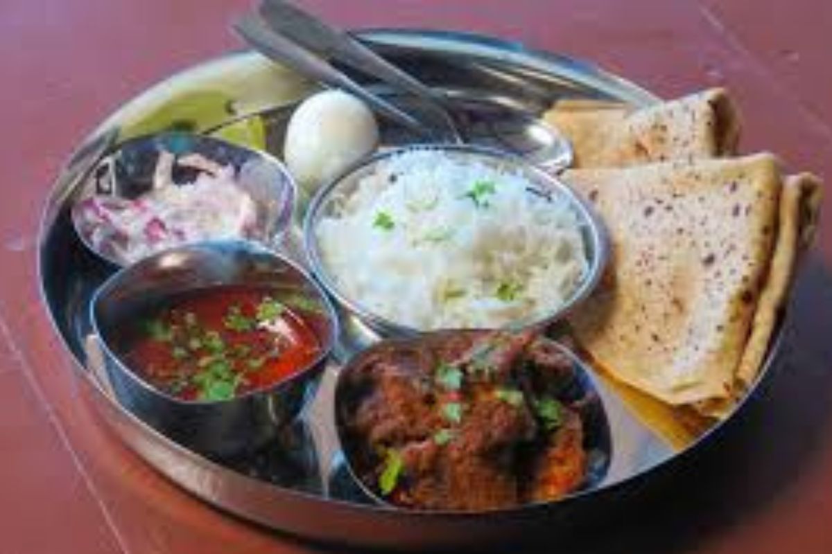 Cost of non-veg thali falls while veg thali spikes in April: CRISIL report