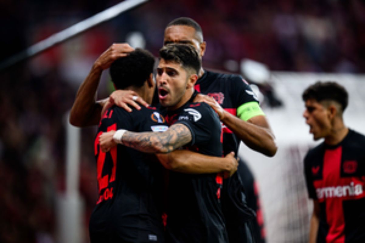 Leverkusen hold Roma in four-goal thriller to book Europa League final