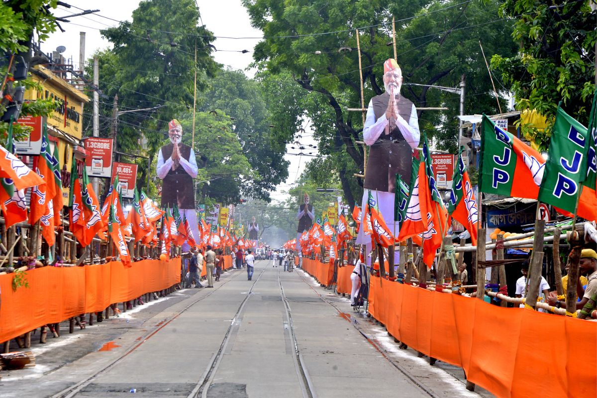 Stage set for voting in last phase LS polls: Campaigning to end tomorrow evening in UP